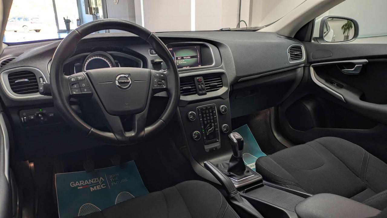 Volvo V40 D2 BUSINESS