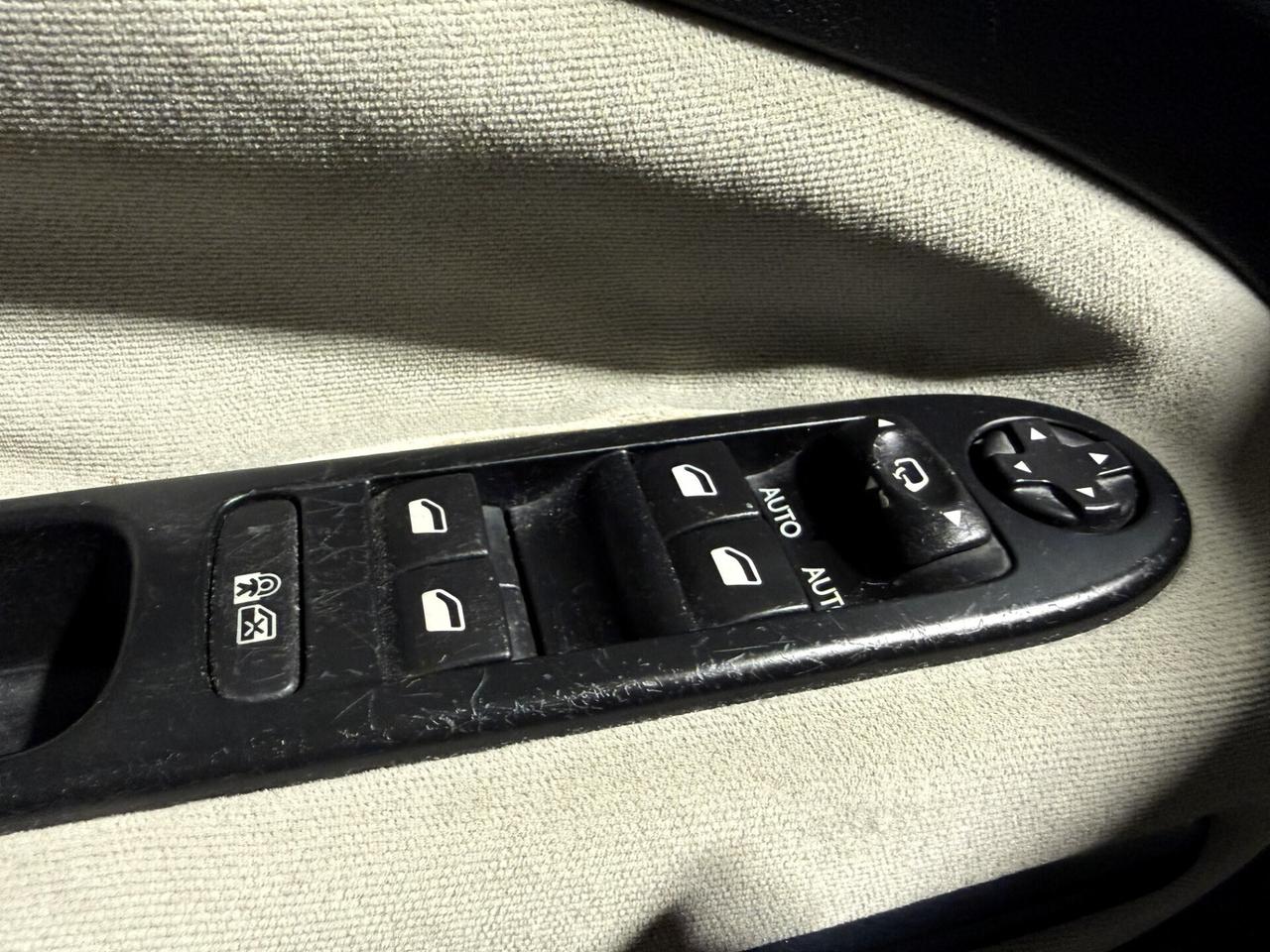 Citroen C3 Picasso 1.6HDI EXCLUSIVE LED UNICO PROP
