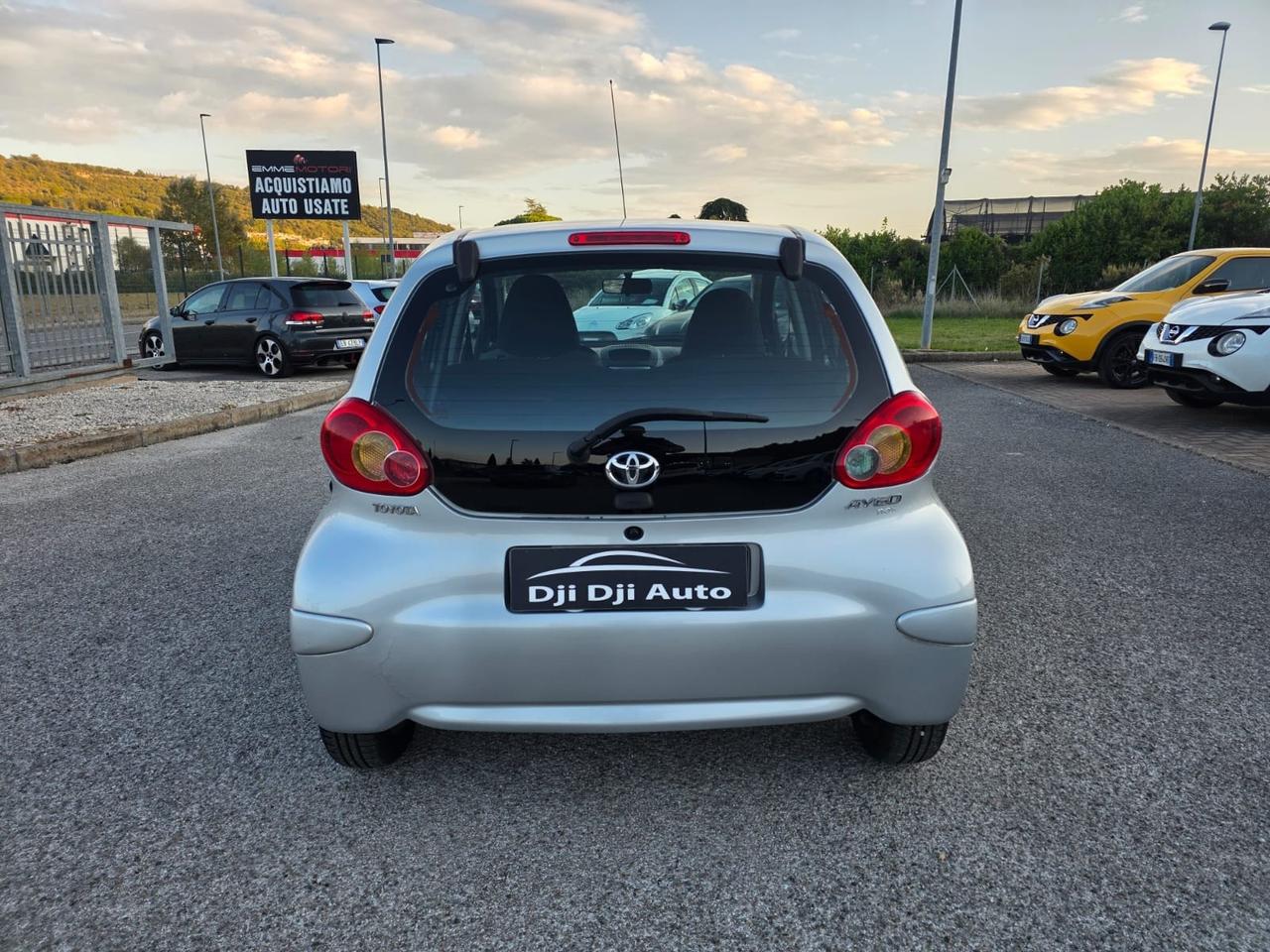 Toyota Aygo 1.0 12V VVT-i 5 porte Sol