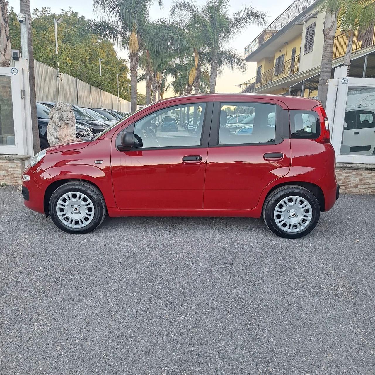 Fiat Panda 1.0 FireFly S&S Hybrid Pandina