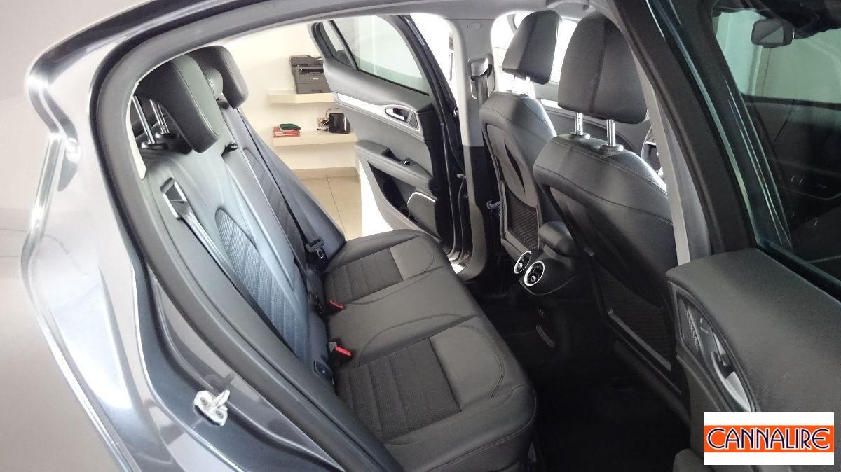 ALFA ROMEO - Stelvio - 2.2 T.diesel 210 CV AT8 Q4 Exec.