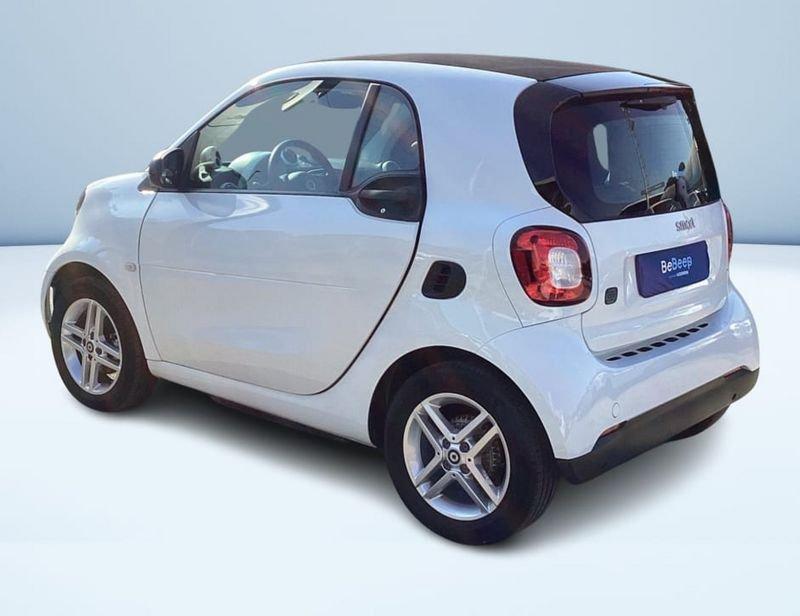 smart fortwo EQ PULSE 4,6KW