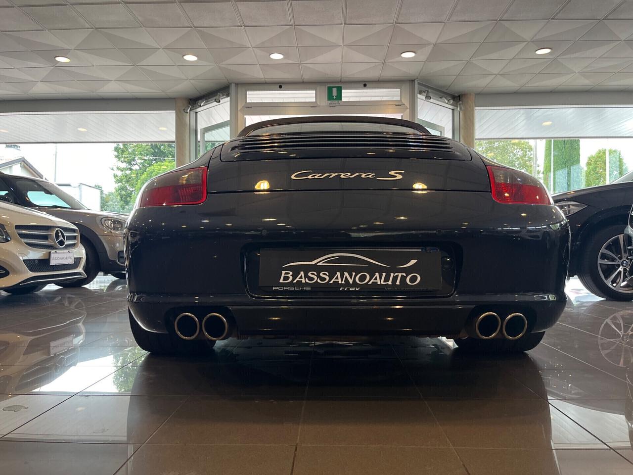 Porsche 911 Carrera S Cabriolet
