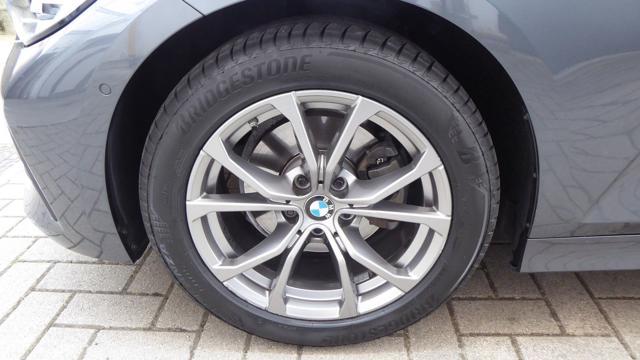 BMW 320 d 48V mhev xDrive Touring