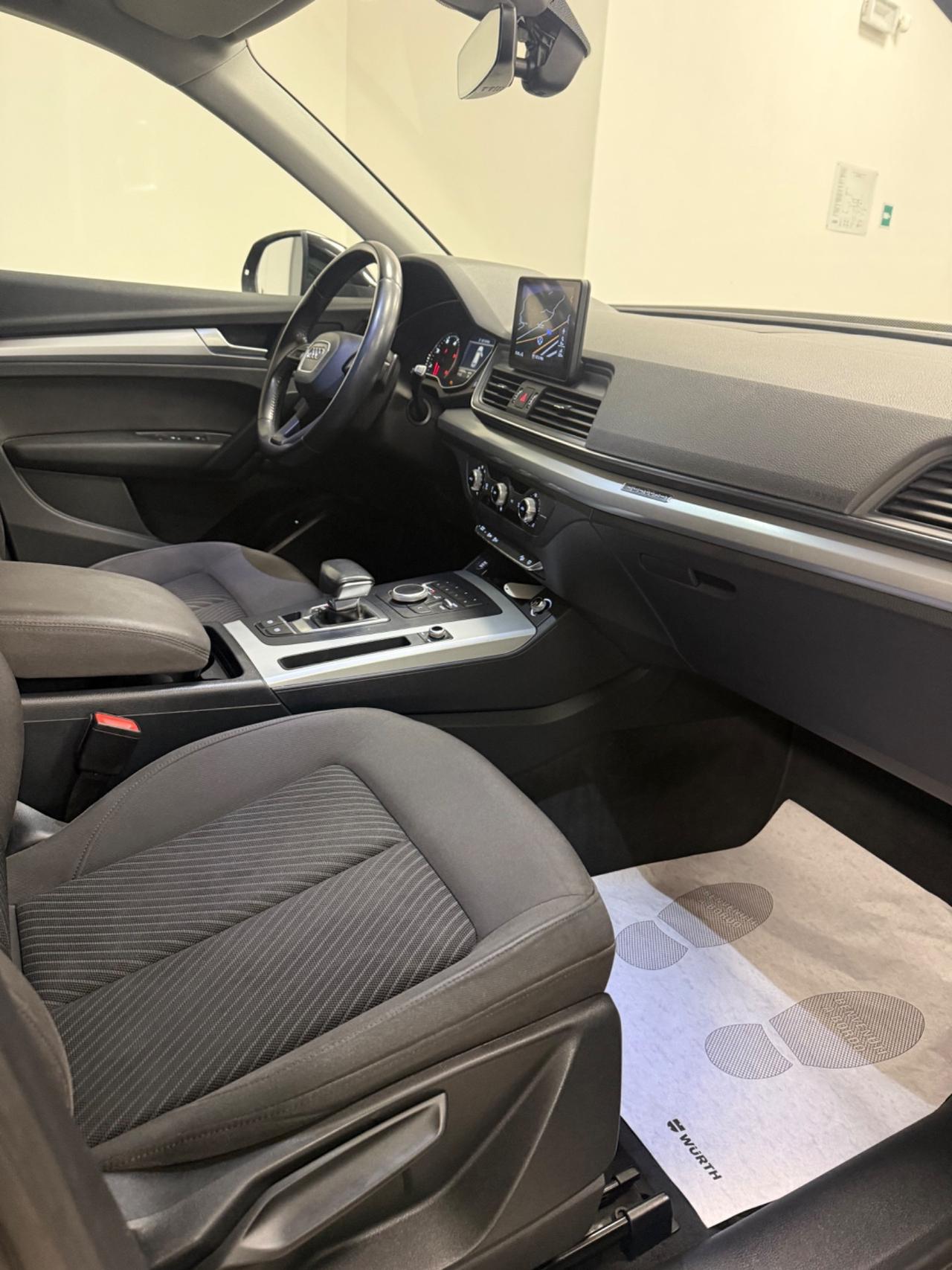 Audi Q5 2.0 TDI quattro S tronic Business Design