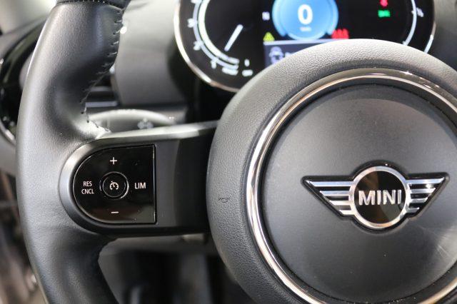 MINI Clubman Cooper D Essential Clubman
