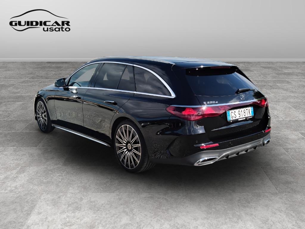 Mercedes-Benz Classe E - S214 SW - E SW 220 d AMG Line Premium Plus auto