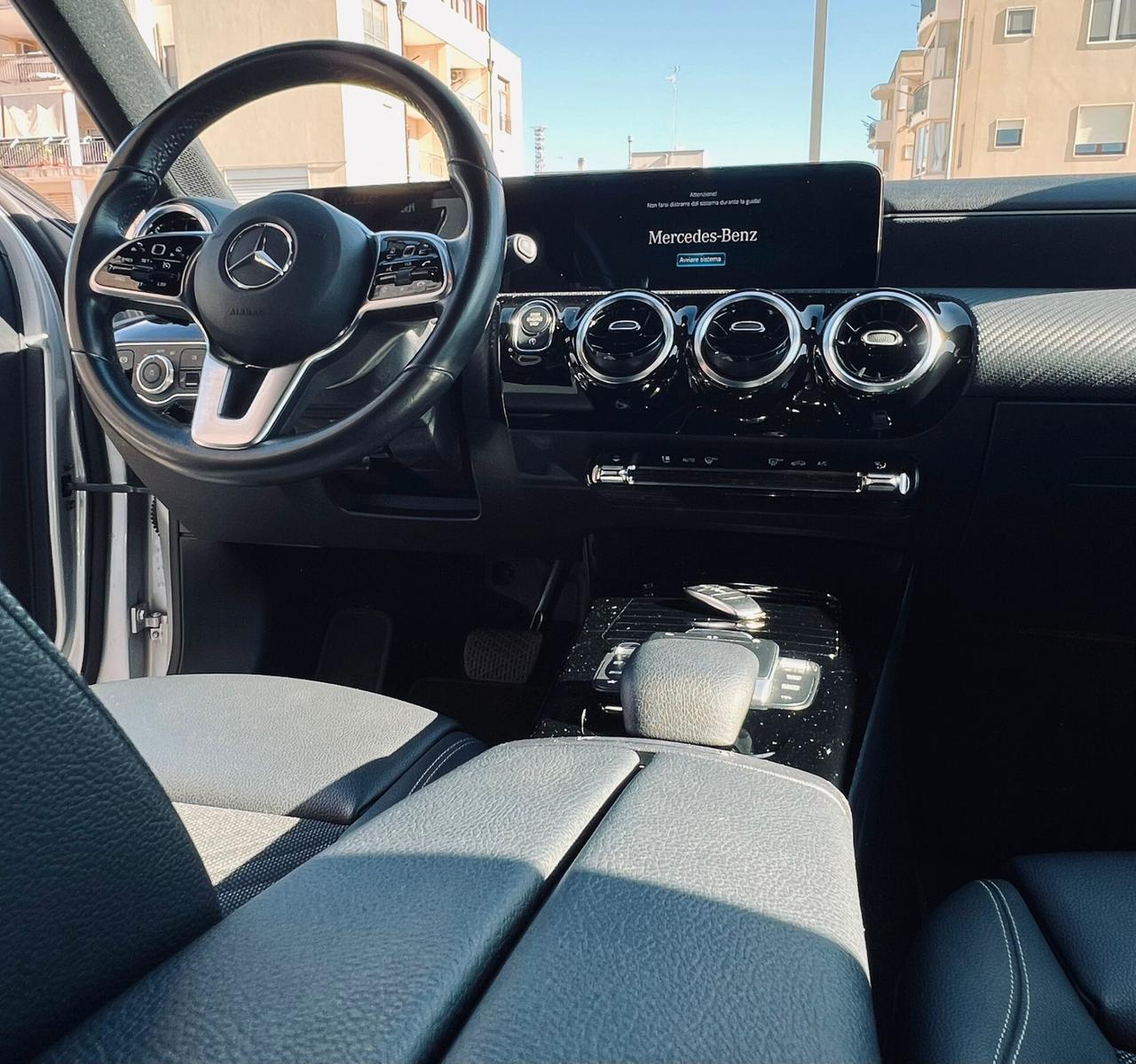 Mercedes-benz A 180 d Automatic Premium
