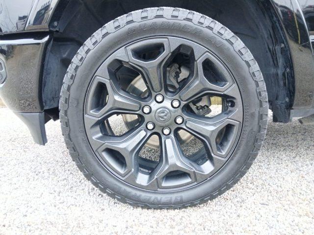 DODGE RAM 1500 5.7 GPL V8 Limited Night N1