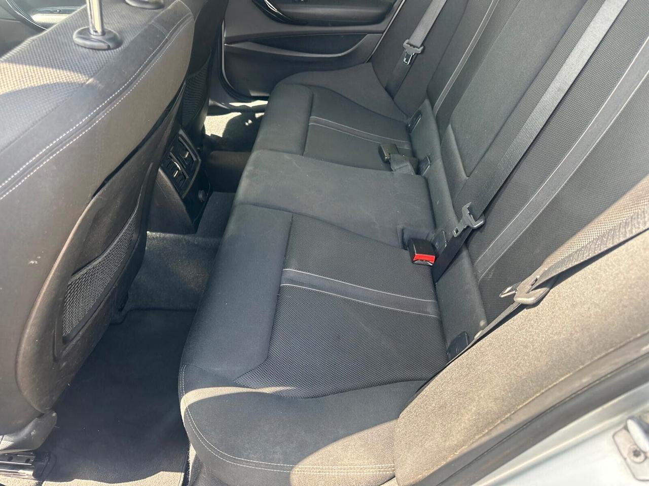 Bmw 120d xDrive 5P Urban AUTOM.