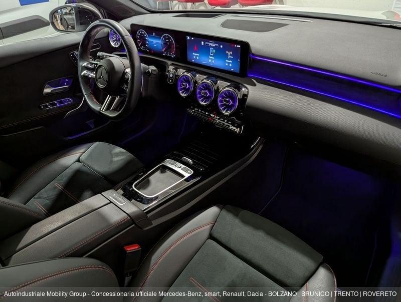 Mercedes-Benz Classe A 180 D PREMIUM AMG LINE AUTOMATIC ''NEOPATENTATI''