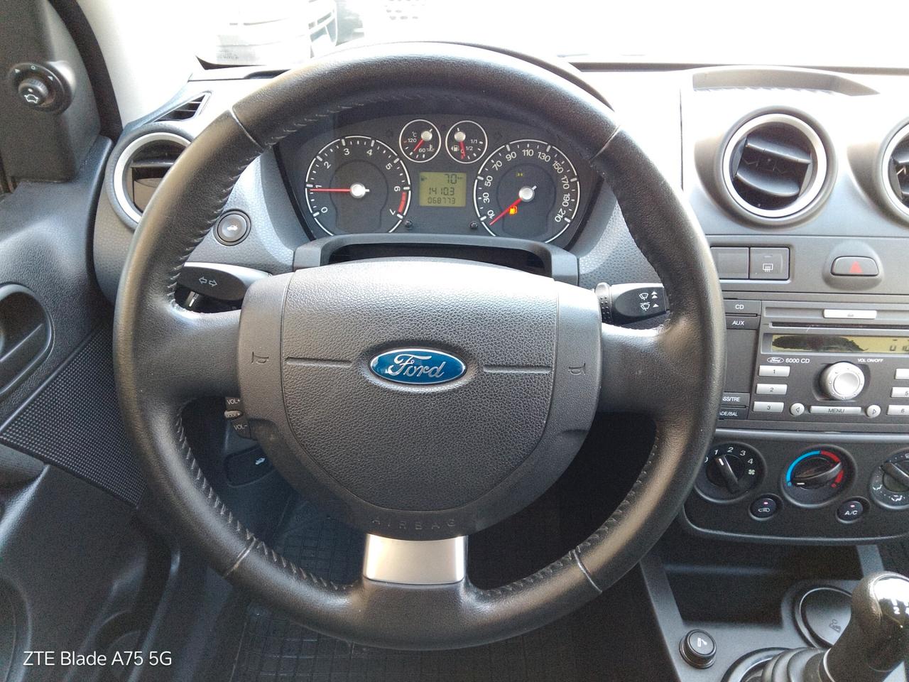 Ford Fiesta 1.2 16V 3p. Ghia SOLO 68.000 KM UNIPRO