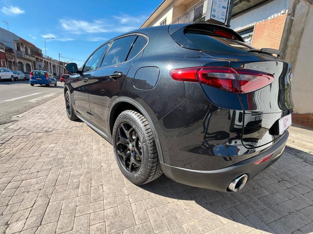 Alfa Romeo Stelvio 2.2 Turbodiesel 190 CV AT8 Q4 Business