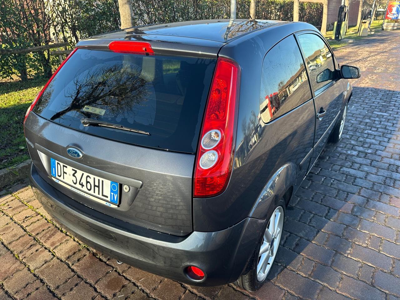 Ford Fiesta 1.2 benz 2007 NEOPATENTATI