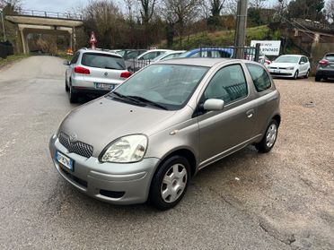 Toyota Yaris 1.0i 16V cat 3 porte