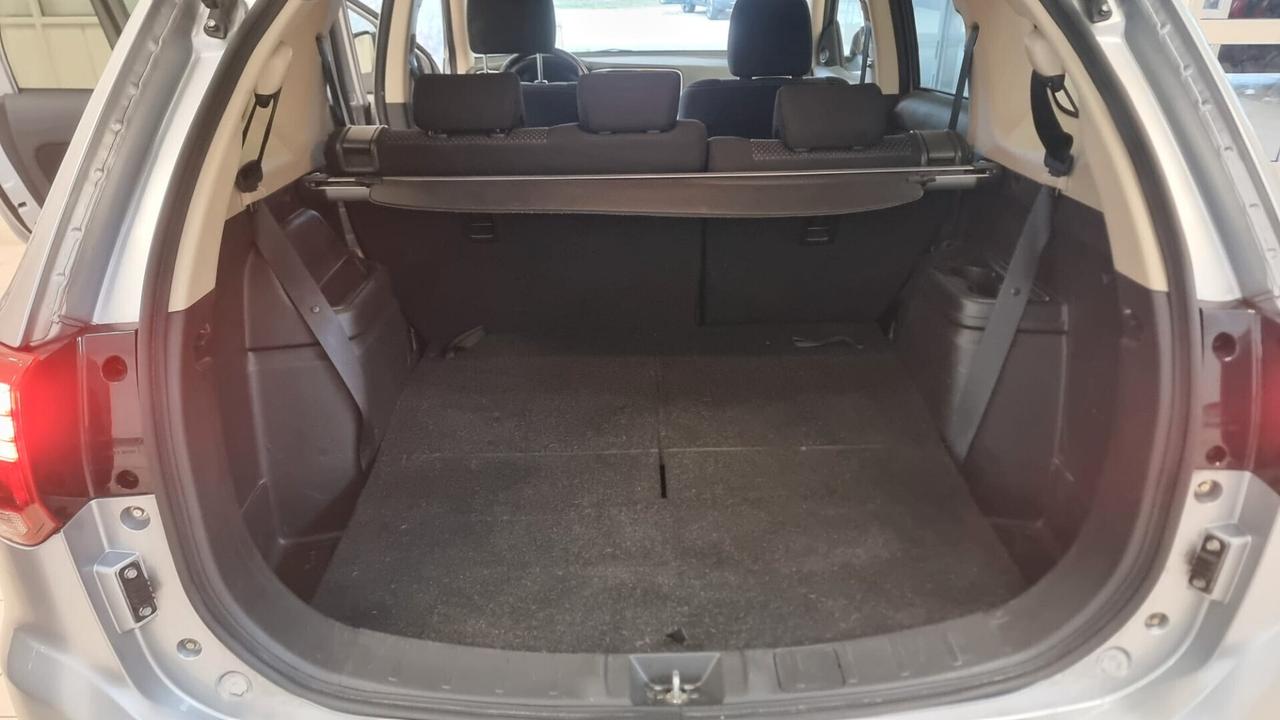 Mitsubishi Outlander 2.2 DI-D 4WD Instyle Plus Navi