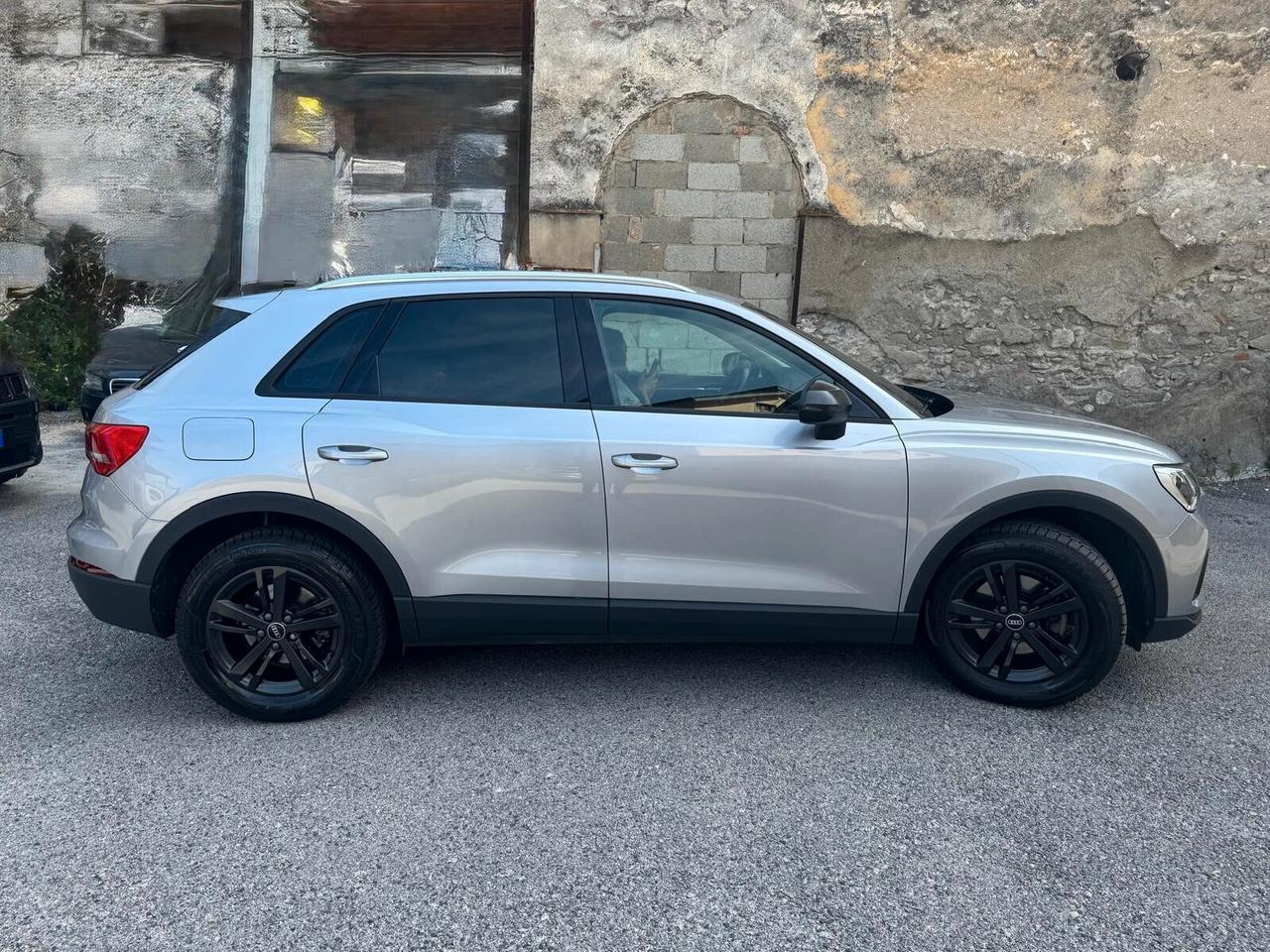 Audi Q3 2.0 TDI 150CV AUTOMATICO FULL