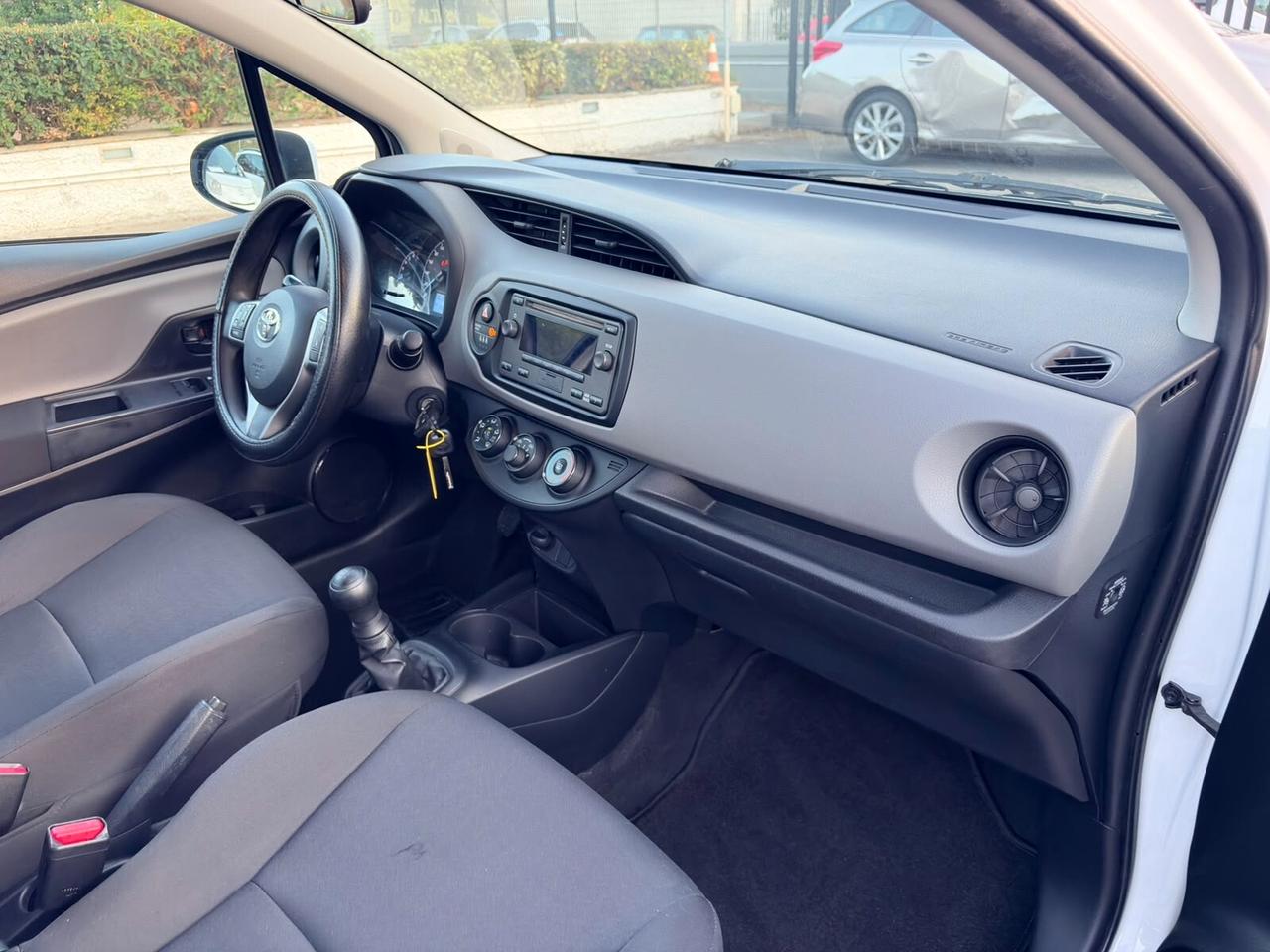 Toyota Yaris 1.0 72 CV 5 porte Active