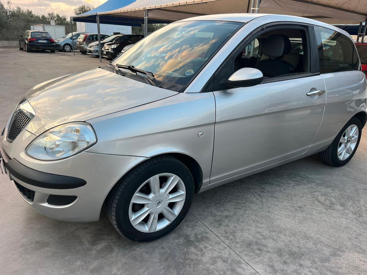 Lancia Ypsilon 1.3 Multijet 16V Argento