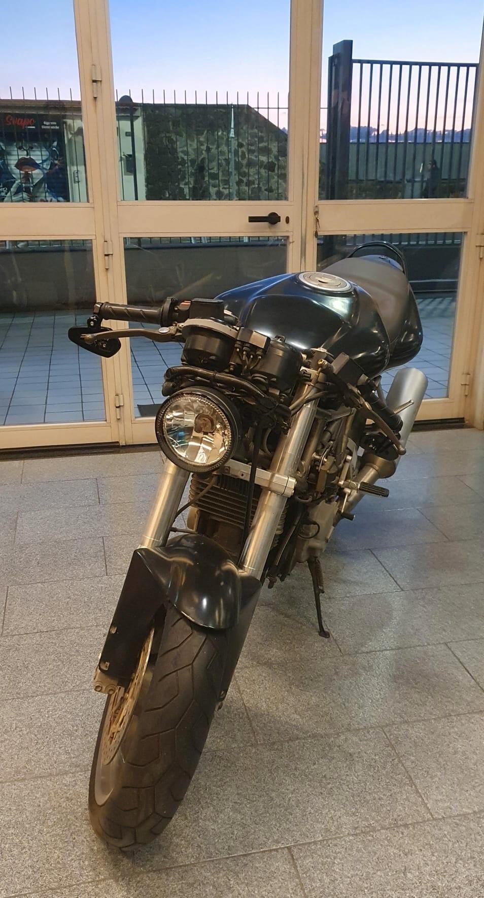 DUCATI 750 DESMODUE IE SPORT