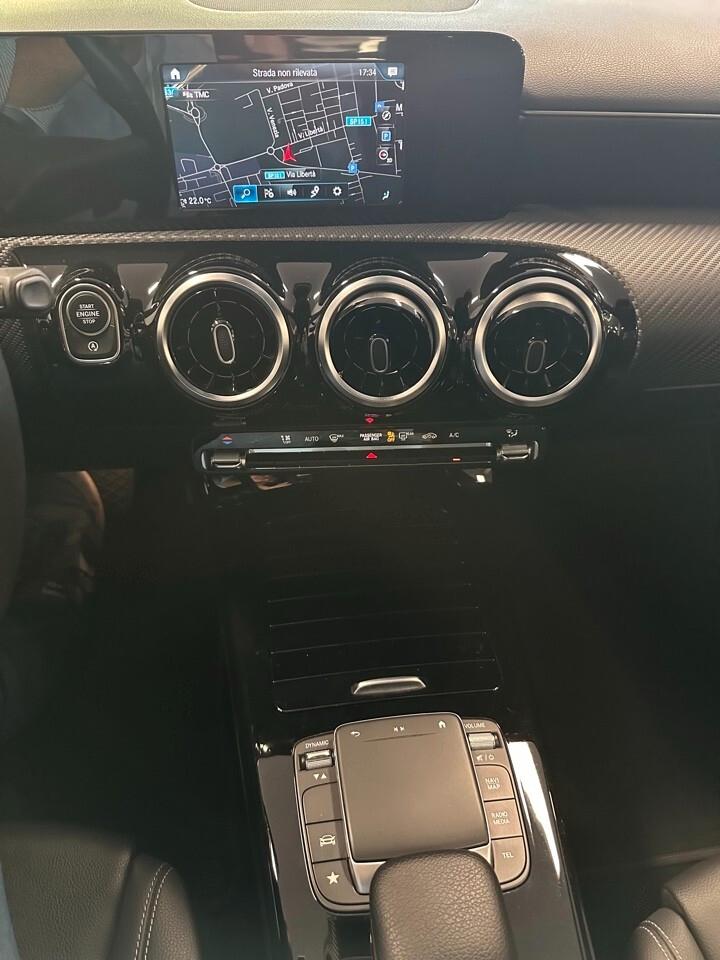 Mercedes A 180 Benzina Business Extra autom
