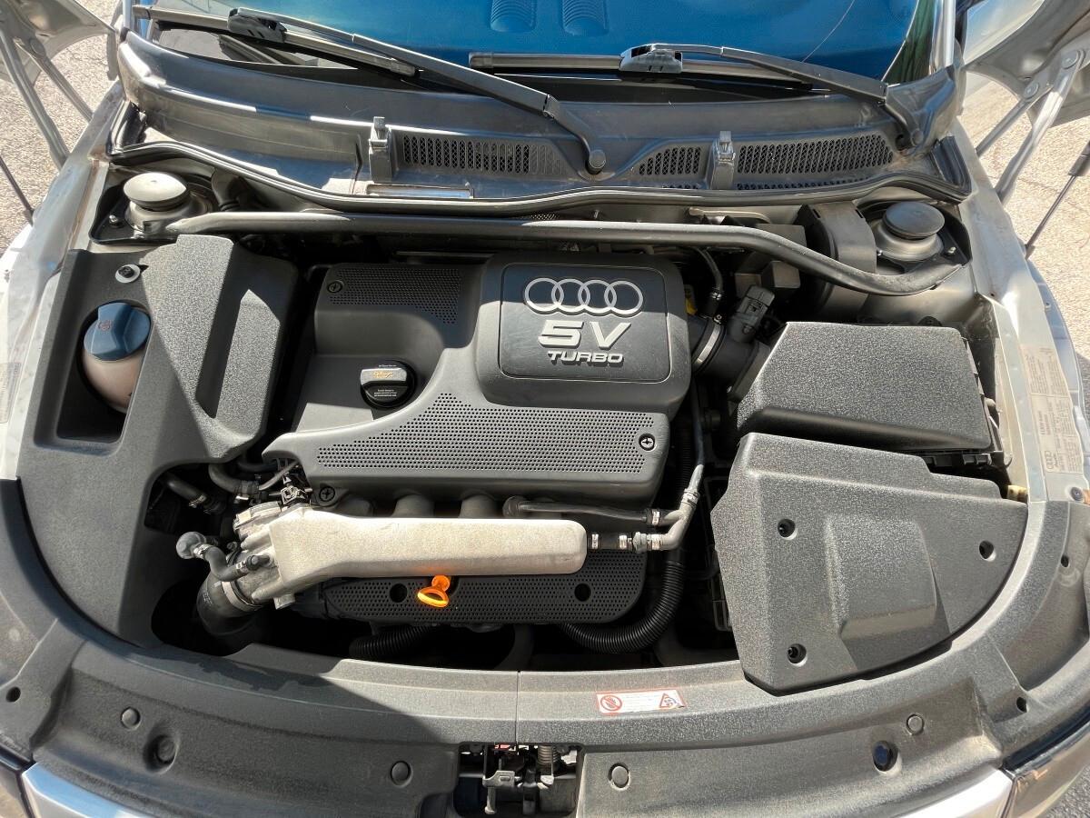 Audi TT Roadster 1.8 T 20V 179 CV cat