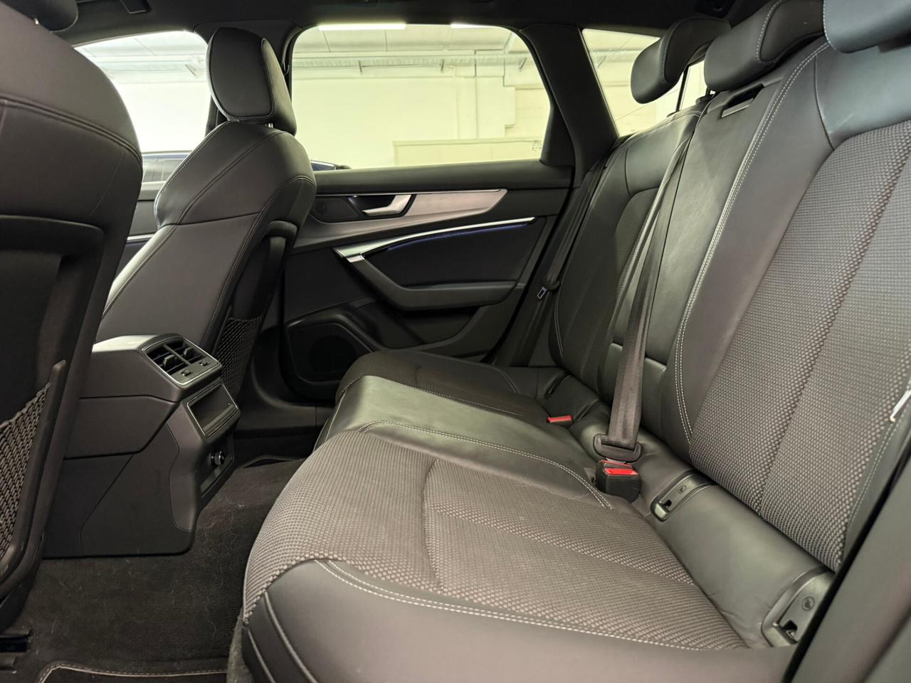 Audi A6 Avant 40 2.0 TDI quattro ultra S tronic line edition