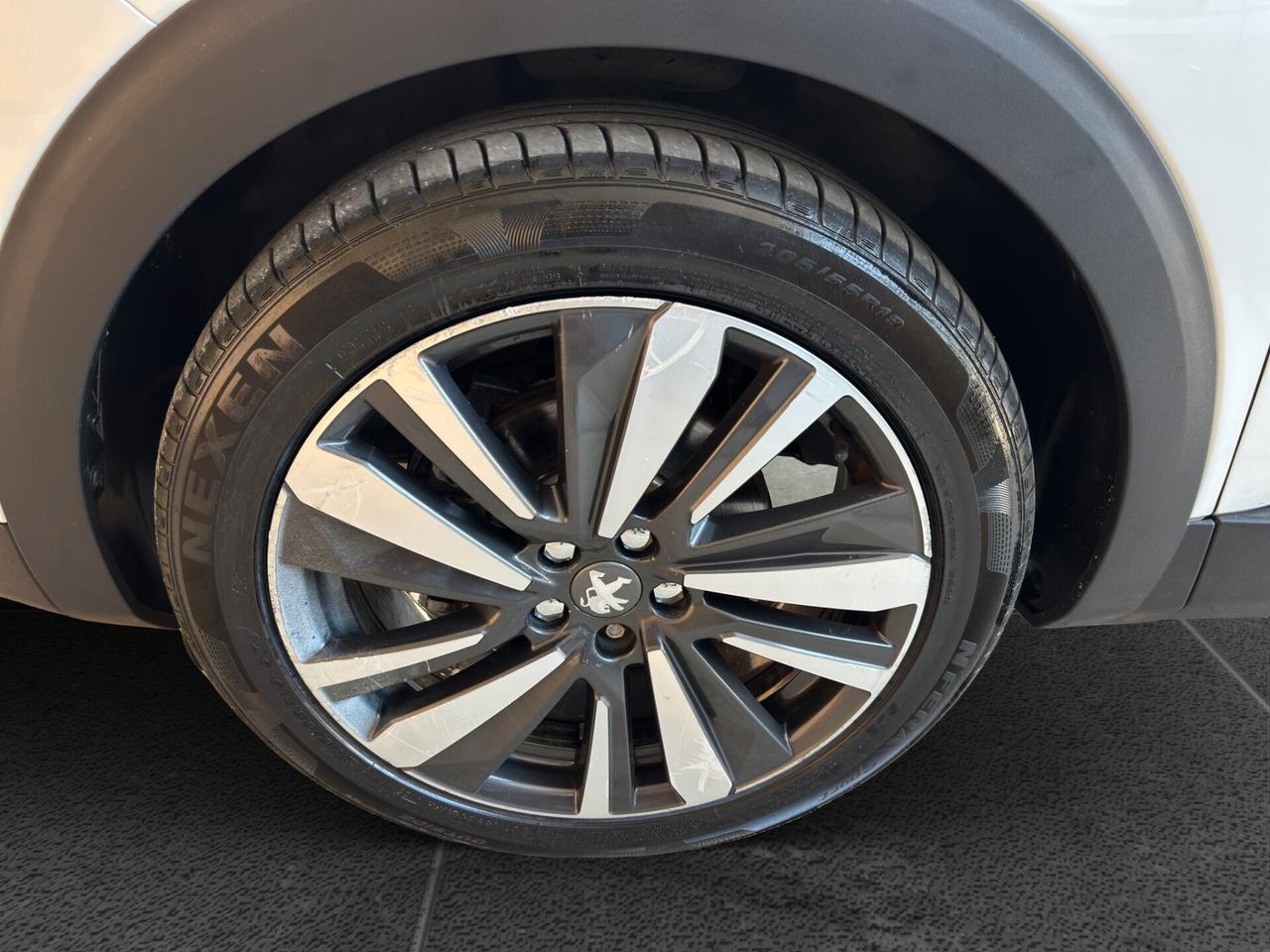 Peugeot 5008 BlueHDi 130 S&S EAT8 Allure