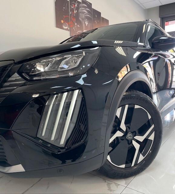 Peugeot 2008 PureTech 130CV S&S EAT8 Allure