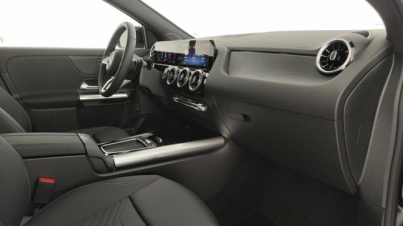 Mercedes-Benz GLA 200 d automatic