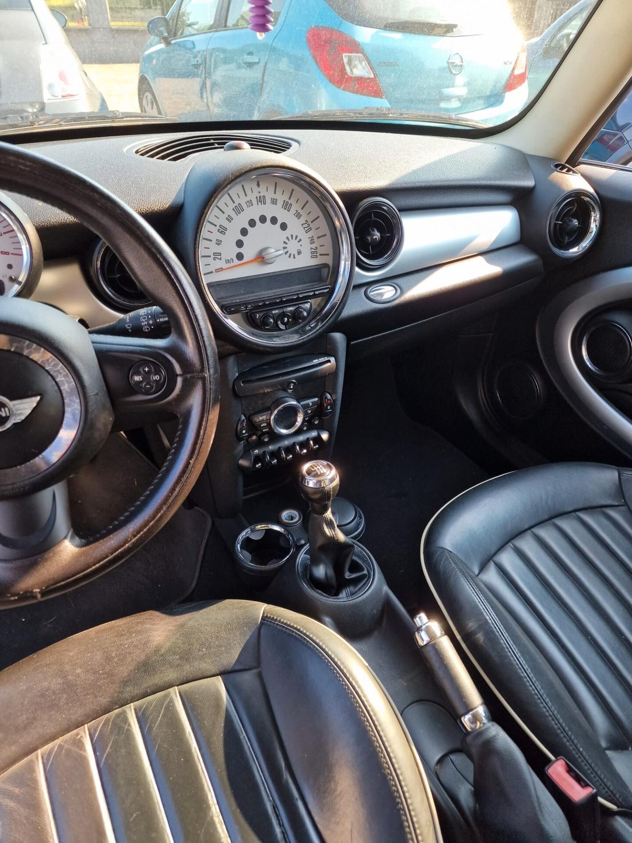Mini Clubman John Cooper Works 1.6 16V AUTO DESTINATA A COMMERCIANTI E OPERATORI DEL SETTORE