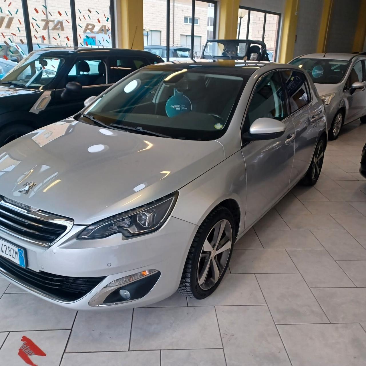 NEOPATENTATI PEUGEOT 308 1.6 TDI FULL OPTIONAL