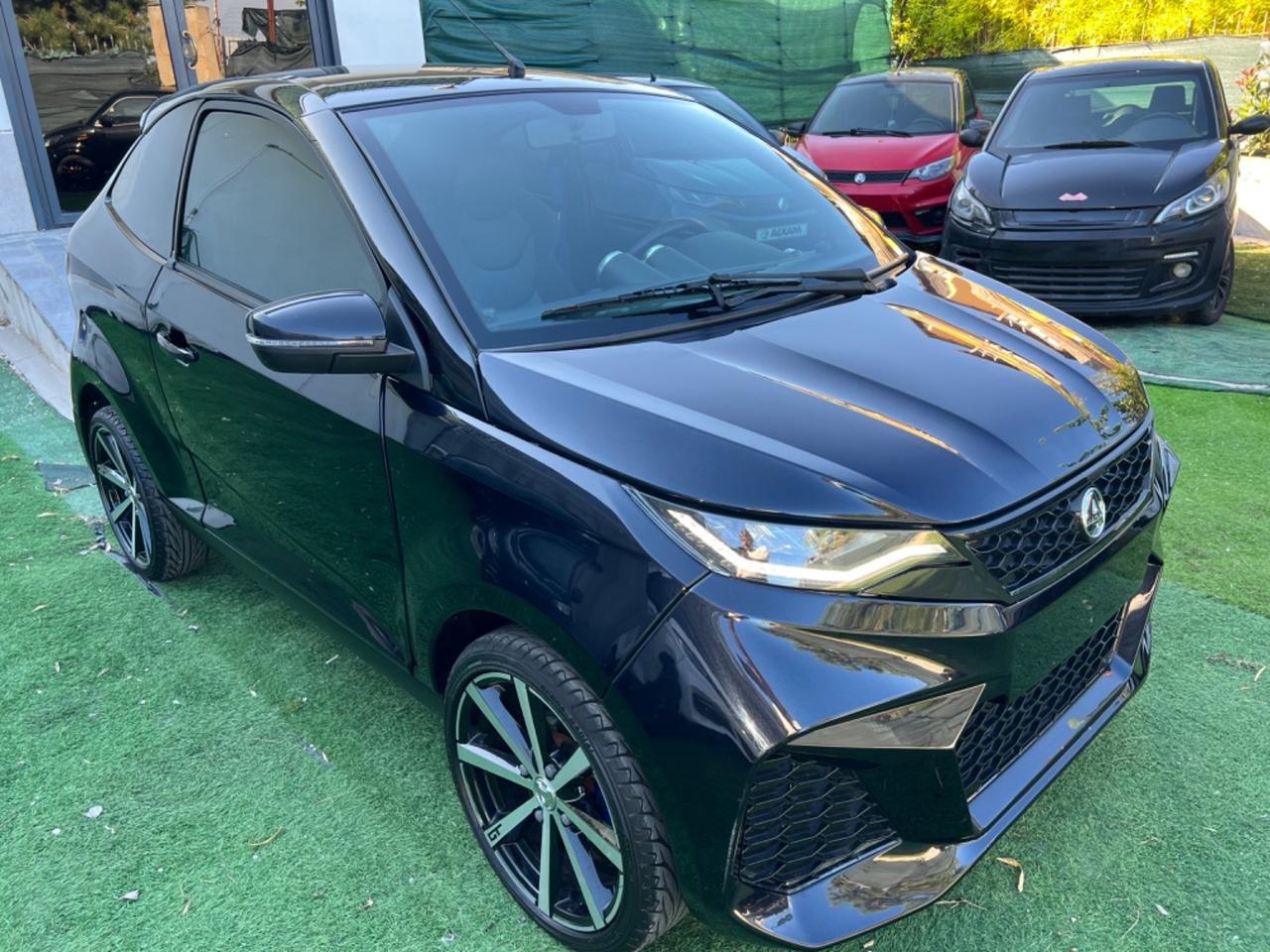 Aixam gti ambition black full 2024 8000 km