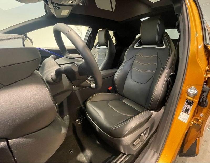 Toyota C-HR 2.0 HV Lounge Premiere