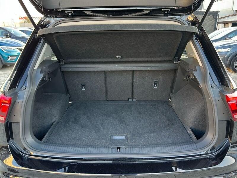 Volkswagen Tiguan Tiguan 2.0 tdi Advanced R-Line Exterior Pack 4motion 150cv