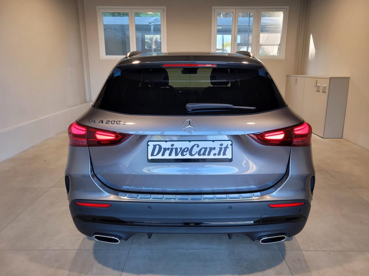 Mercedes-benz GLA 200 d AMG Line 8G-DCT LUCI AMBIENTE KEYLESS NAV
