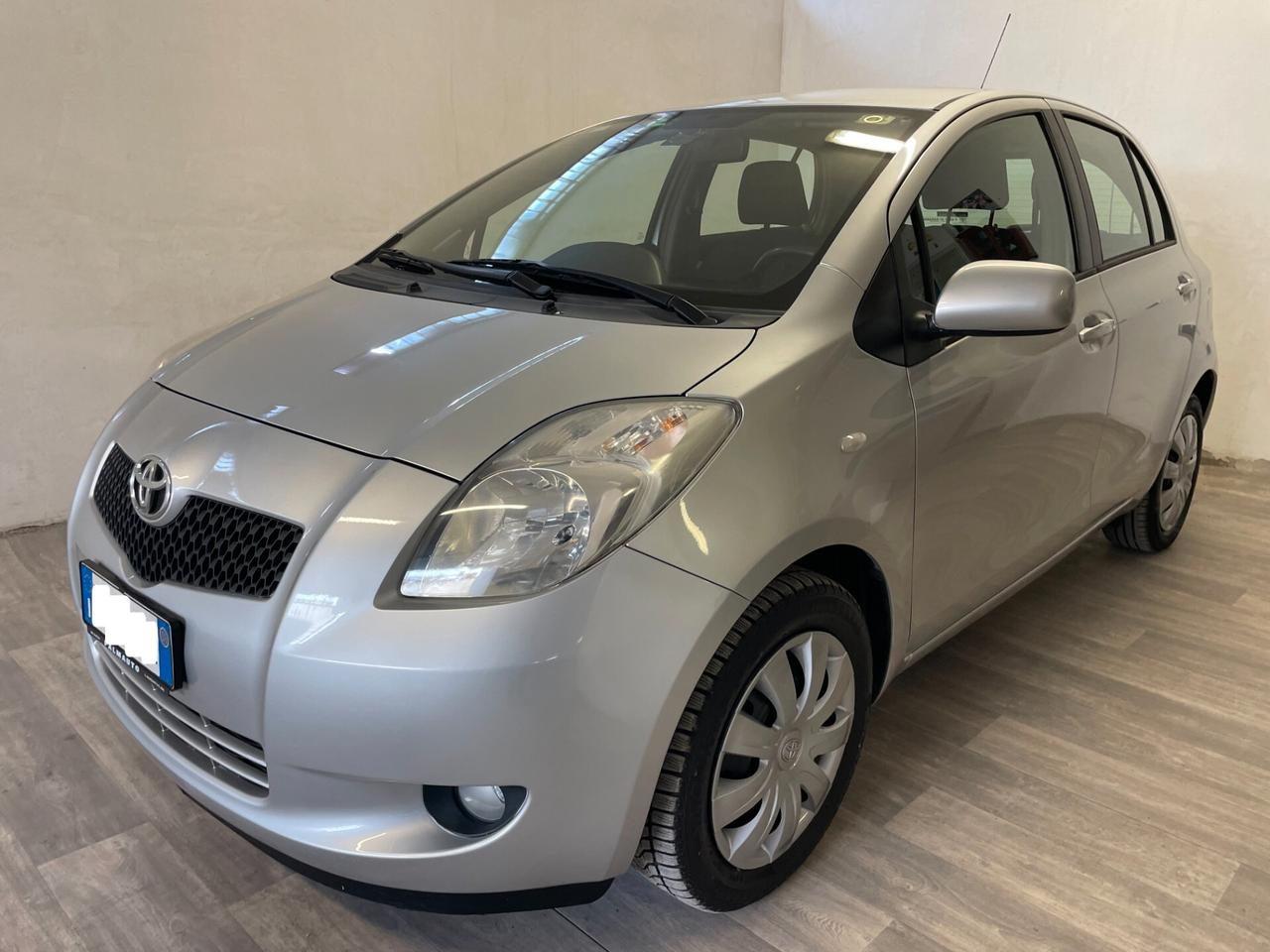 Toyota Yaris 1.3 GPL Sol Full optional NEONEOPATENTATI TAGLIANDATA
