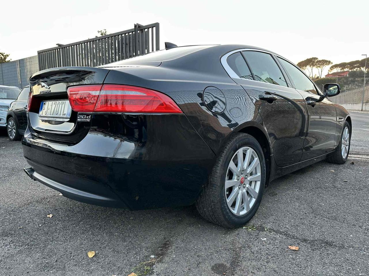 Jaguar XE 2.0 D 180 CV AWD aut. Prestige Business Edition