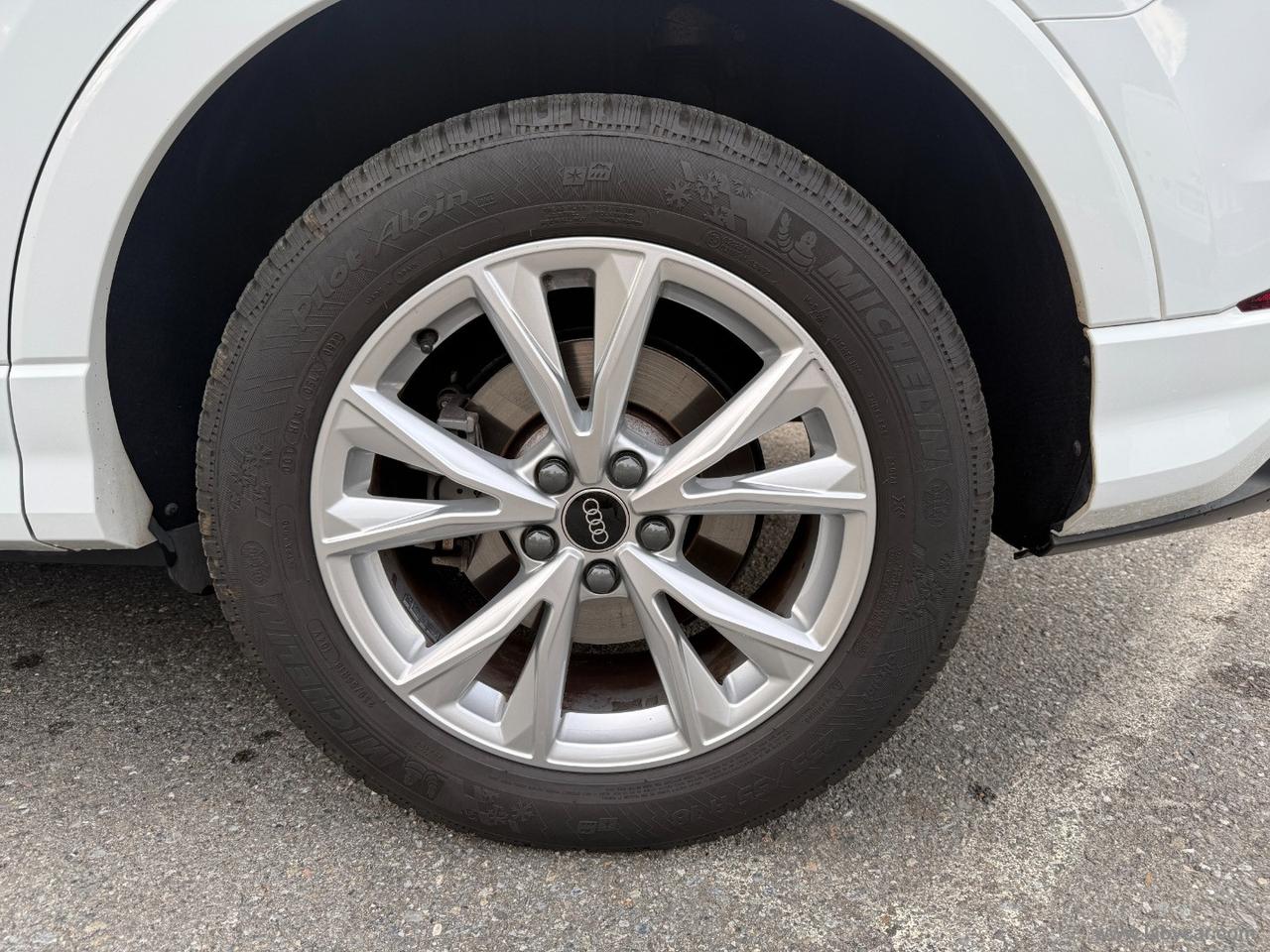 AUDI Q3 45 TFSI e S tronic S line 245 CV ADAPTIVE