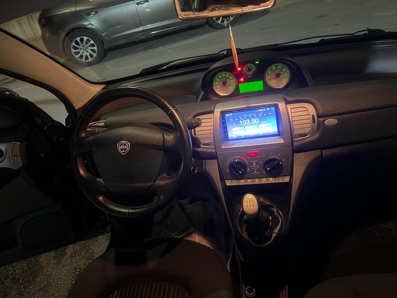 Lancia Ypsilon 1.4 Oro Ecochic GPL