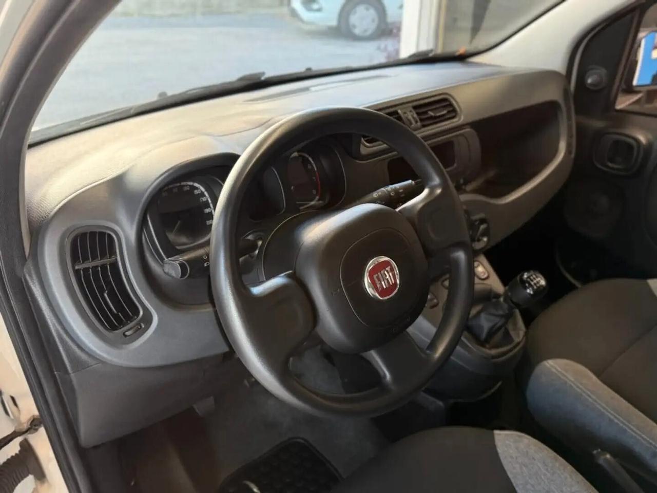 FIAT Panda Hybrid 1.0 FireFly 70 CV – Neopatentati