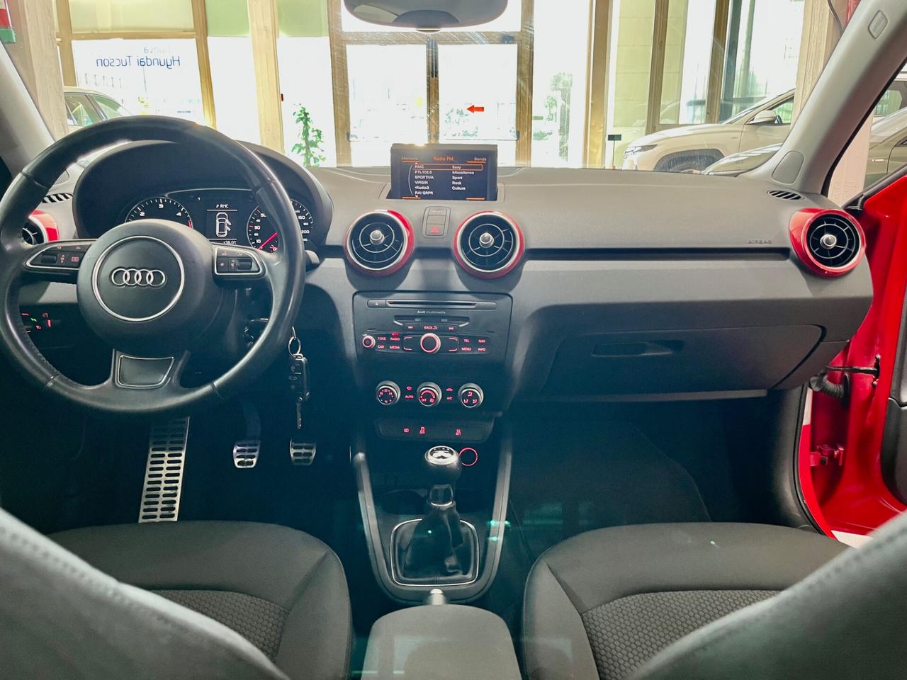 Audi A1 SPORTBACK 1.6 TDI S line edition UNICO PROP.