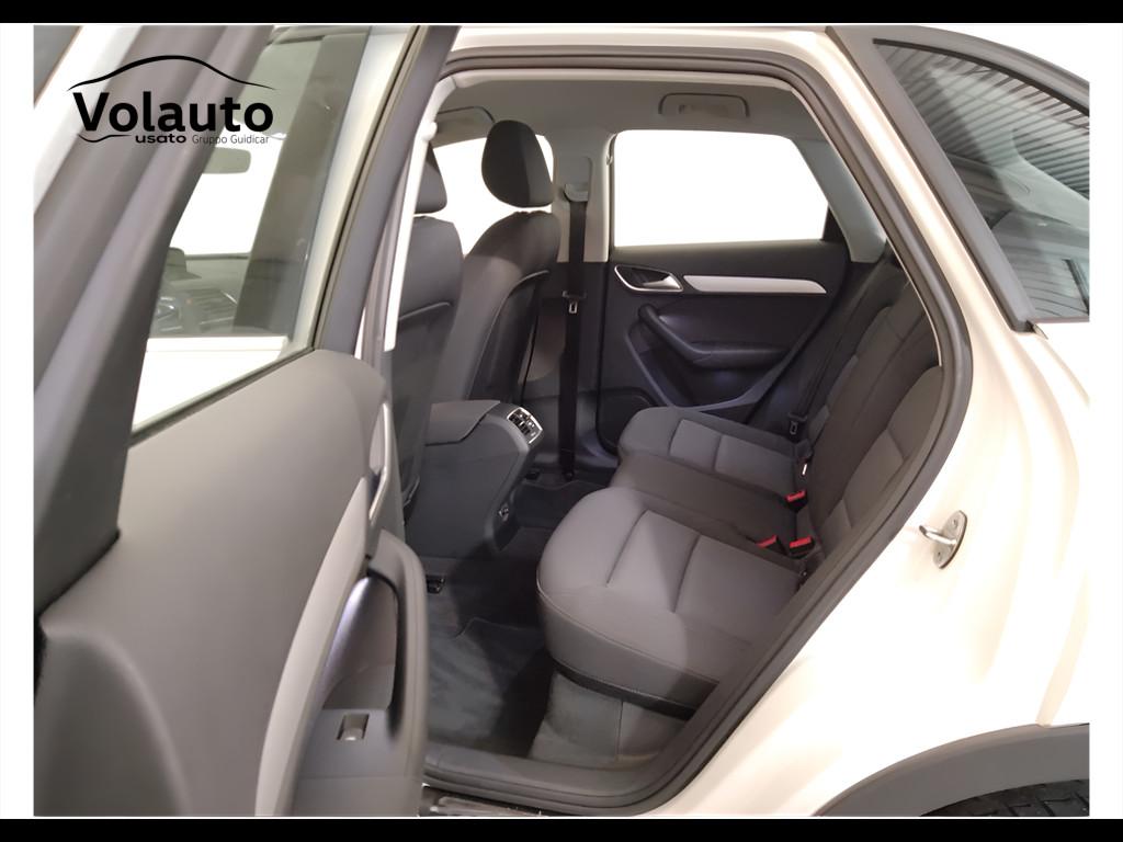 AUDI Q3 I 2015 - Q3 2.0 tdi Business 120cv s-tronic
