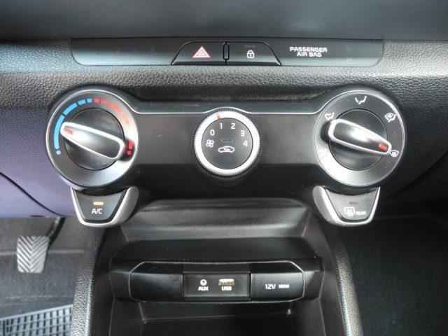KIA Stonic 1.6 CRDi 110cv Urban -BiColor-Ok NEOPAT.- EURO 6/B