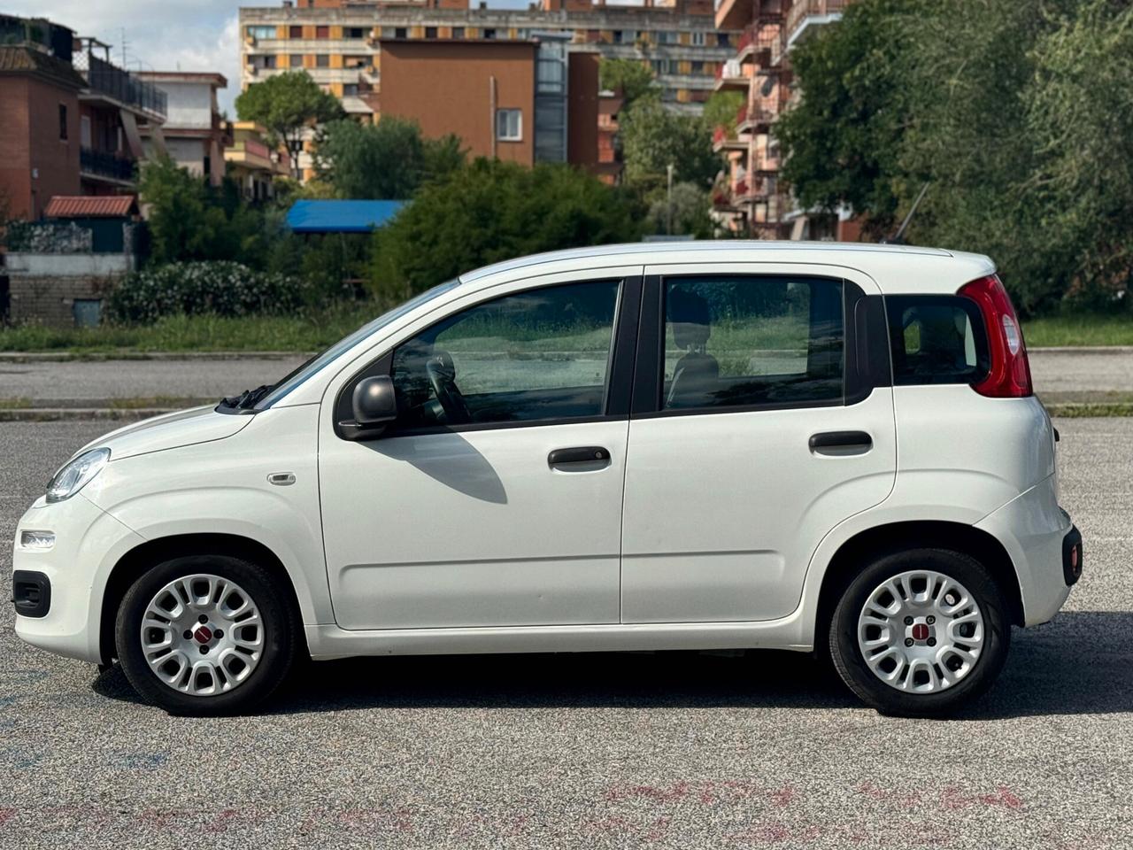 Fiat Panda 1.0 HYB Easy -NESSUN VINCOLO DI FINANZIAMENTO-