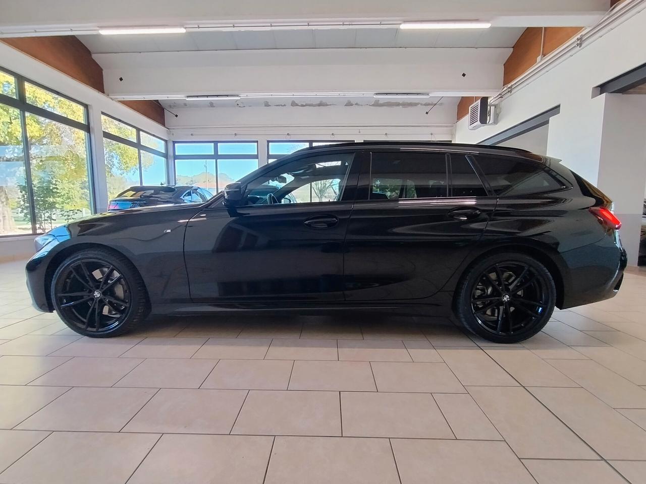 BMW 330d 48V xDrive Touring MSPORT TETTO ACC LUCI AMBIENTE