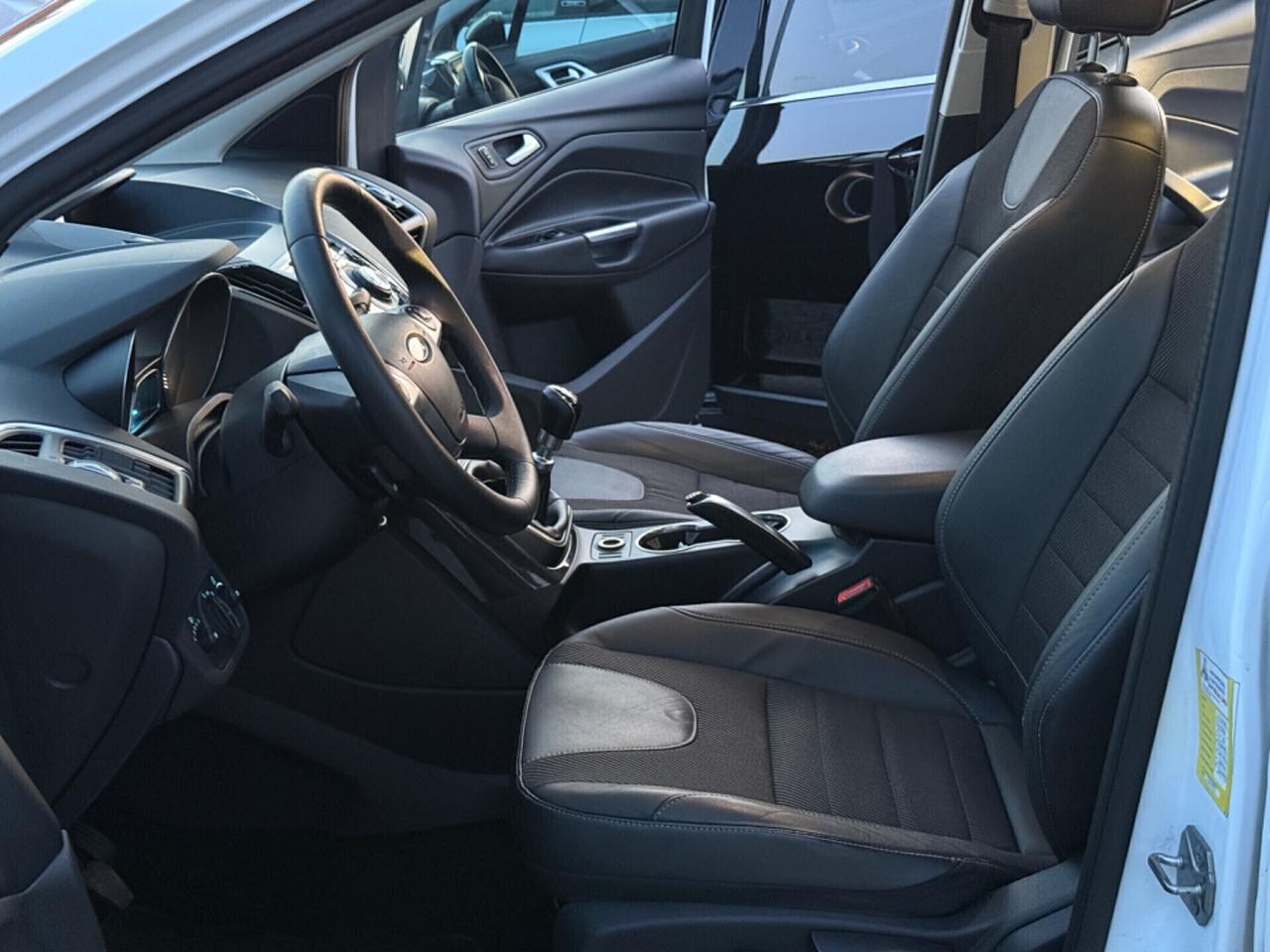 Ford Kuga 2.0 TDCI 140 CV 4x4