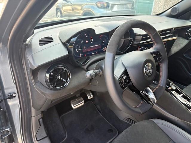 Alfa Romeo Junior 1.2 145 CV Hybrid eDCT6 Q4 Intensa
