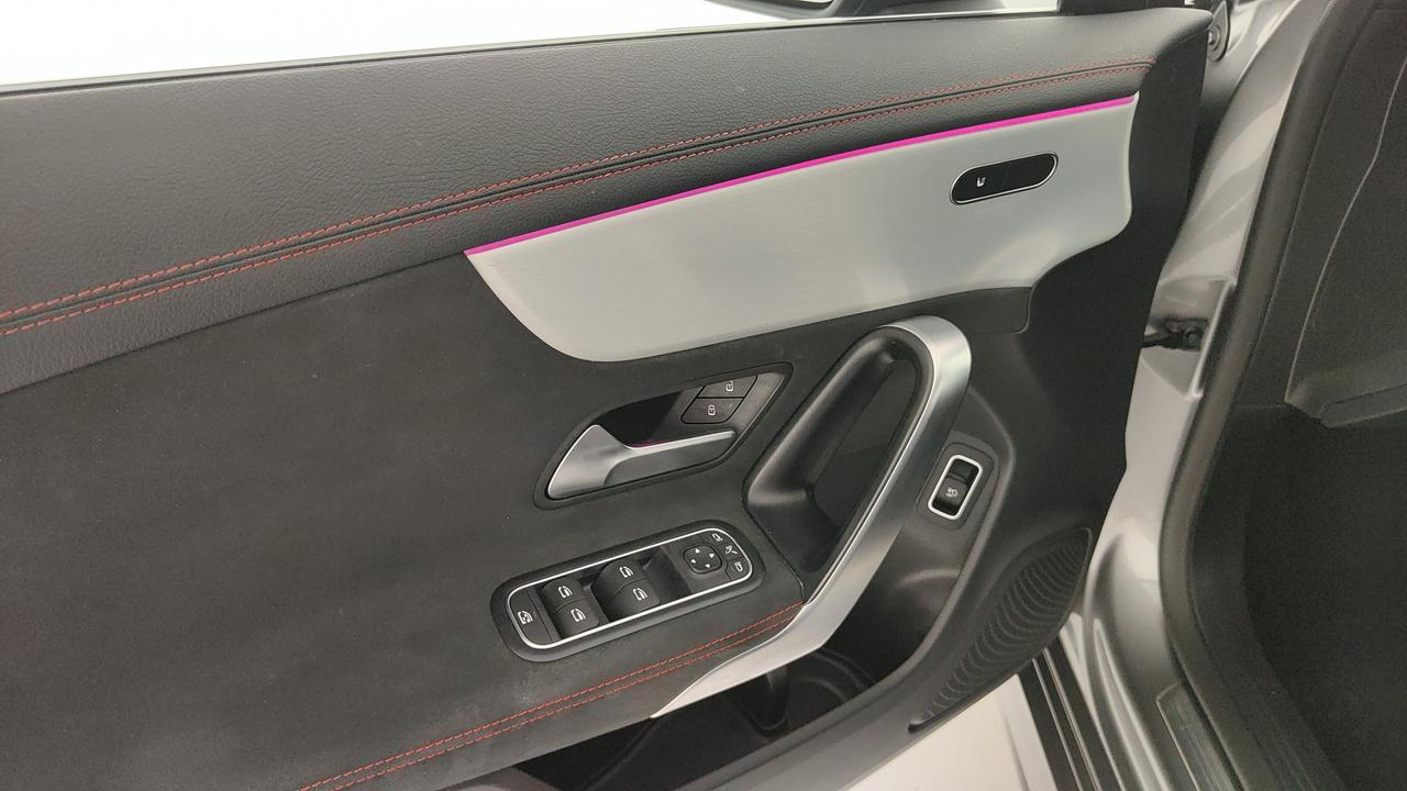 Mercedes-Benz CLA Shooting Brake 200 d Advanced auto