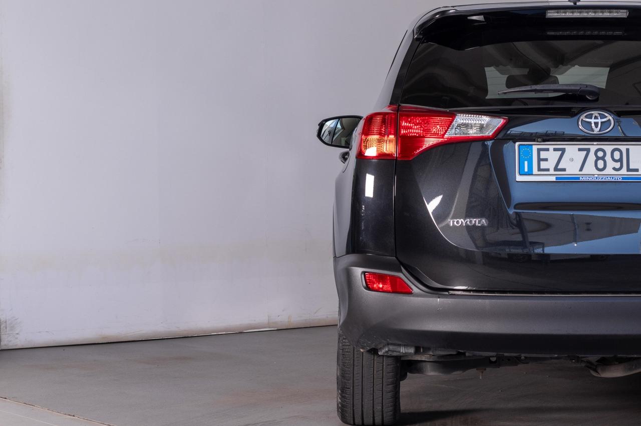 Toyota RAV 4 2.0d 124cv